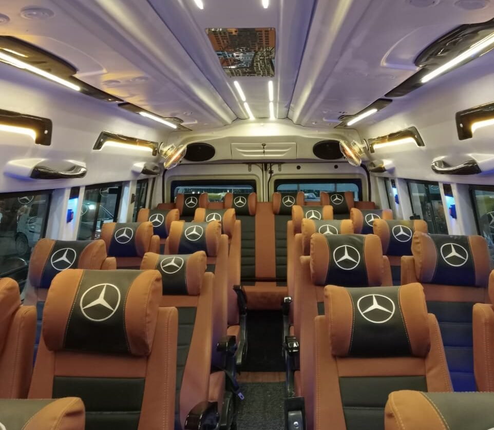 26 Seater TT