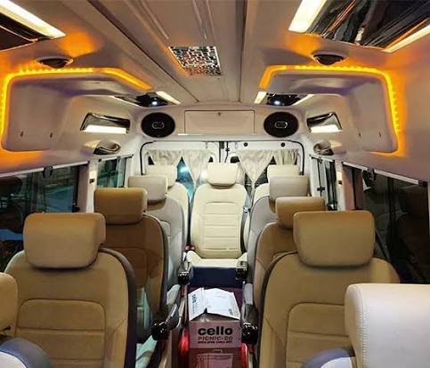 9 Seater TT